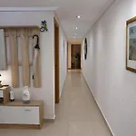2 Bedroom And Parking * Τορεβιέχα